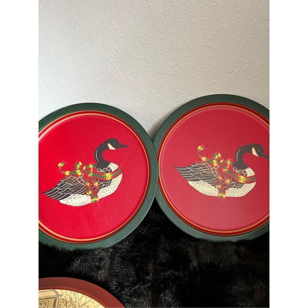 Vintage Christmas Goose Tray, Red Green Metal Holiday Tray, 1980s Christmas Goos
